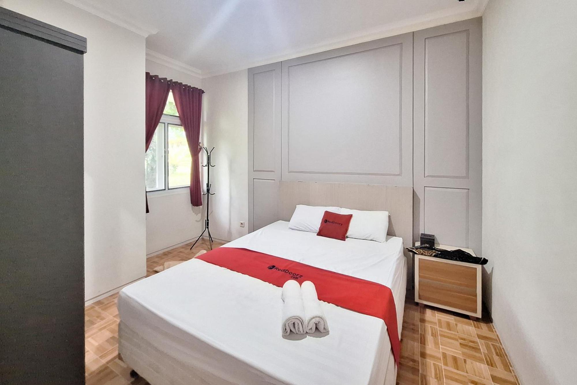 Reddoorz Resort At Tridaya Cisarua Puncak エクステリア 写真